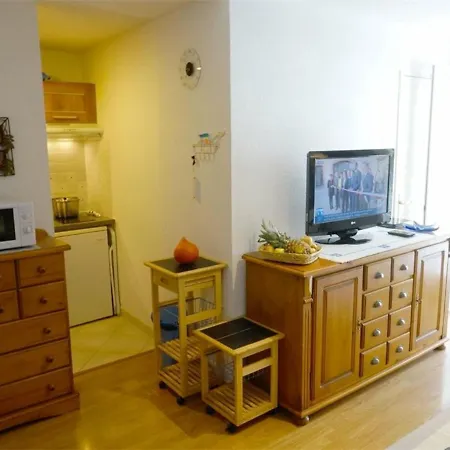 T2 Calme - Balcon - Parking - Animaux Admis - Fr-1-313-187 Apartment *